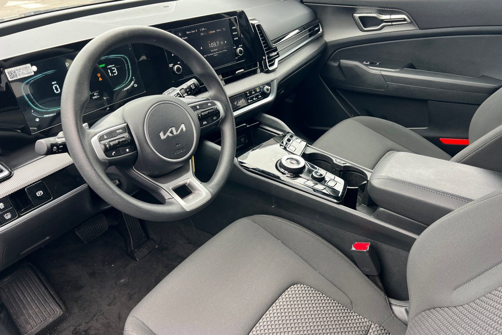 Certified 2025 Kia Sportage LX image 10
