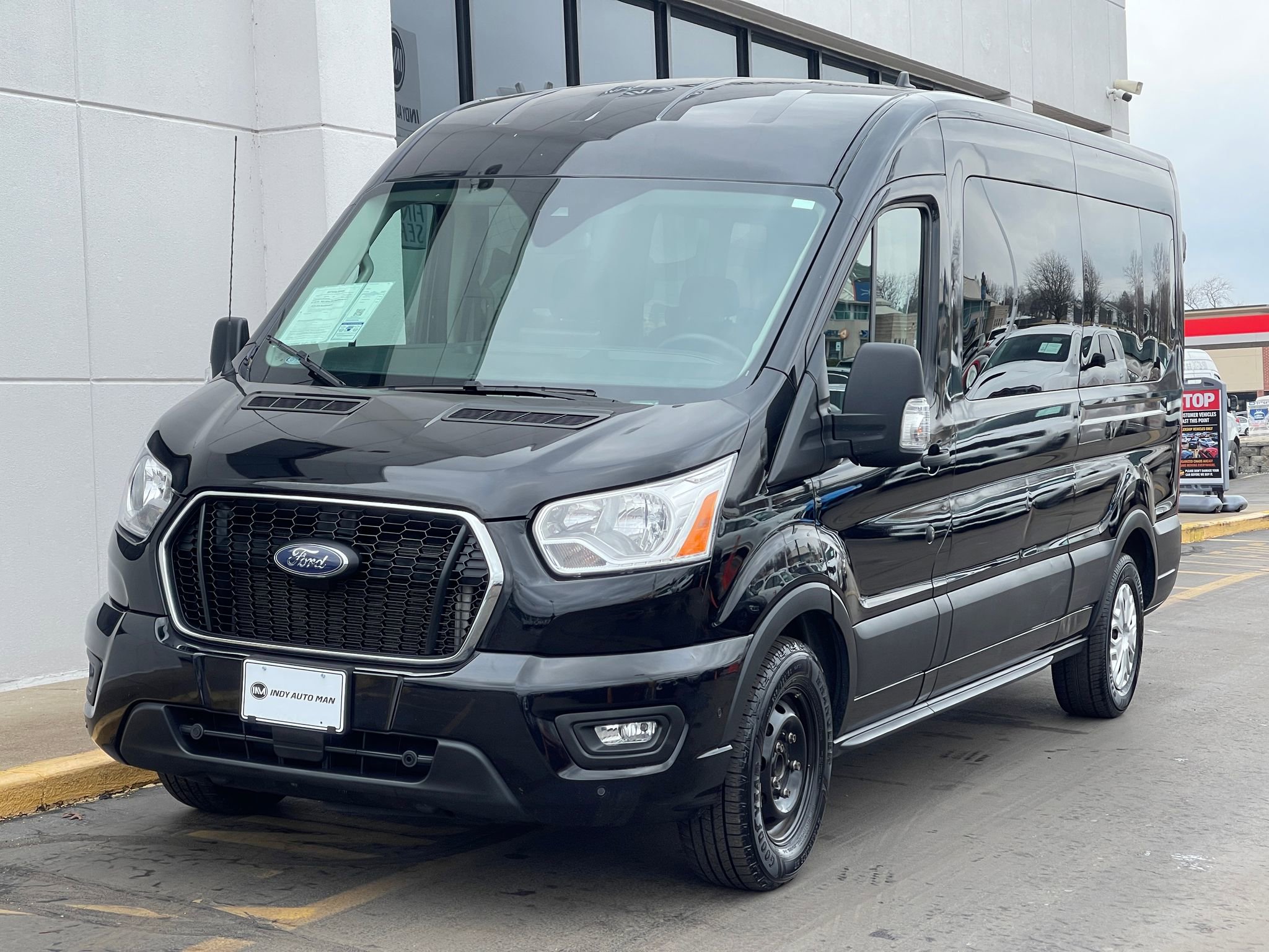 Used 2022 Ford Transit 350 XLT image 6