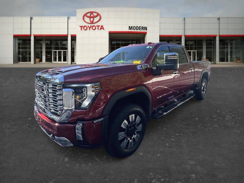 Used 2024 GMC Sierra 3500 Denali w/ Denali Reserve Package AWD/4WD image 7