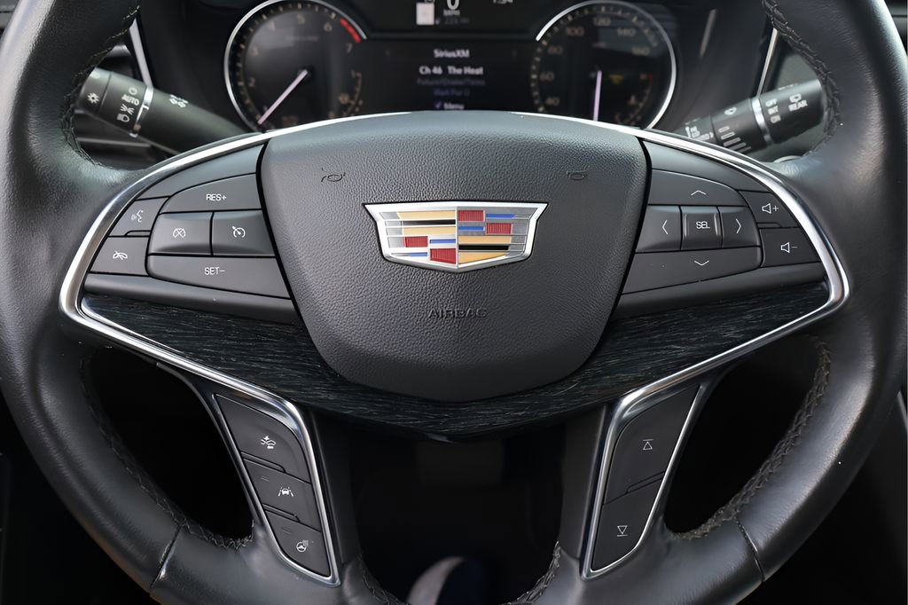 Used 2023 Cadillac XT5 Premium Luxury FWD image 18