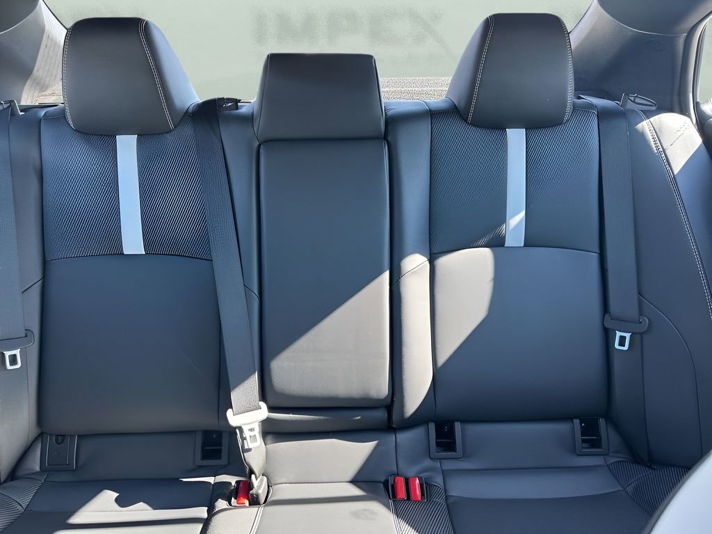 Used 2025 Toyota Camry SE image 11