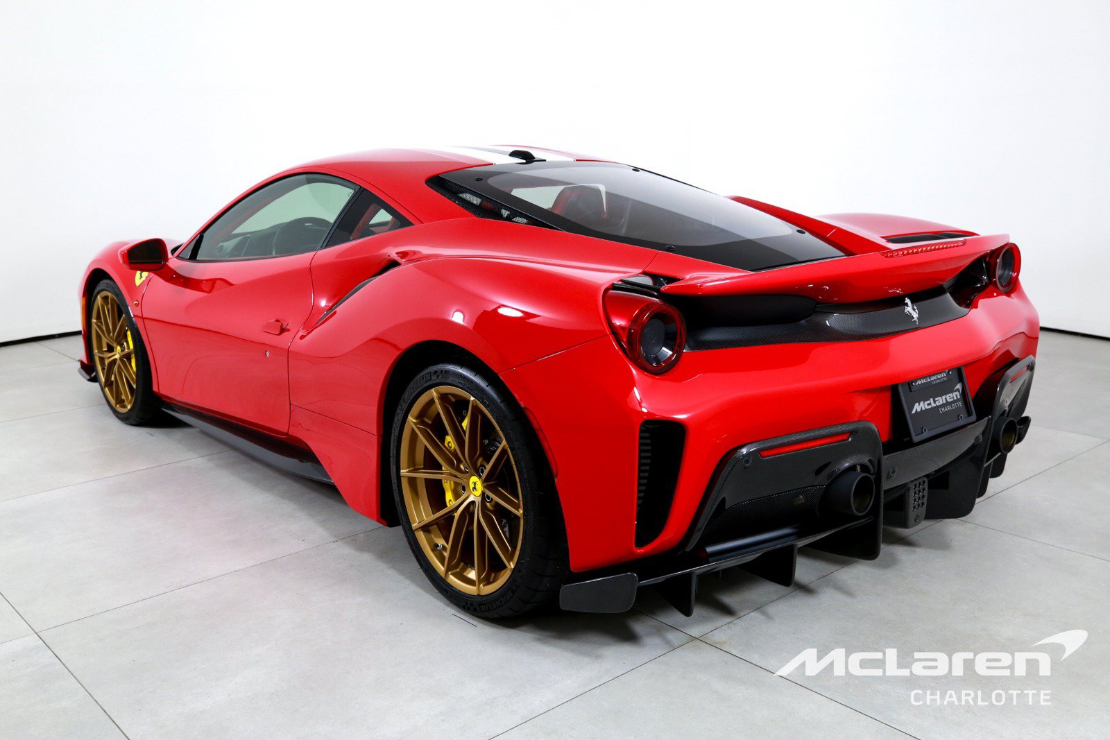 Used 2020 Ferrari 488 Pista Coupe RWD image 6