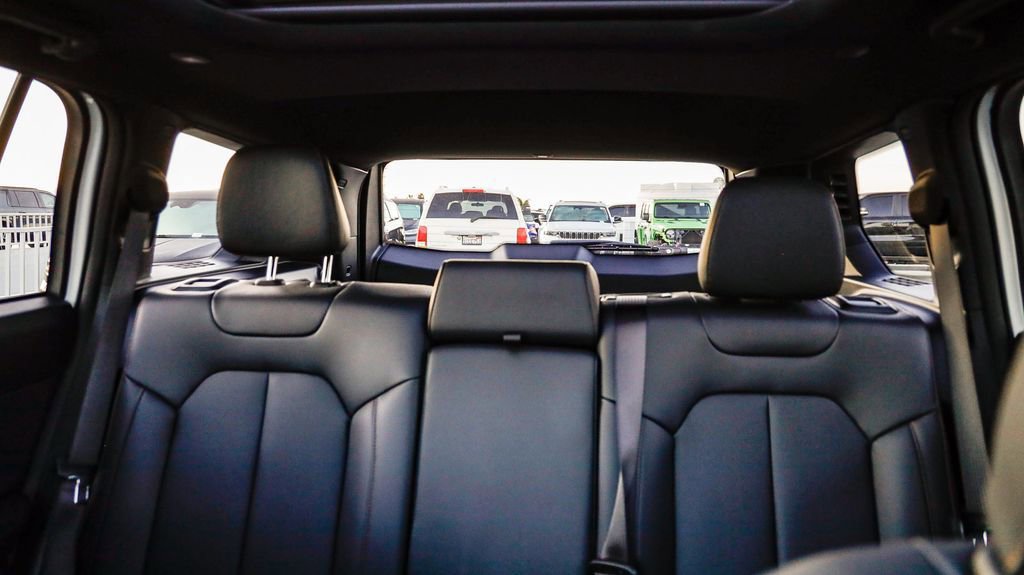 New 2026 Jeep Cherokee Limited image 27