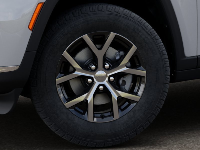New 2025 Jeep Grand Cherokee L Limited image 8
