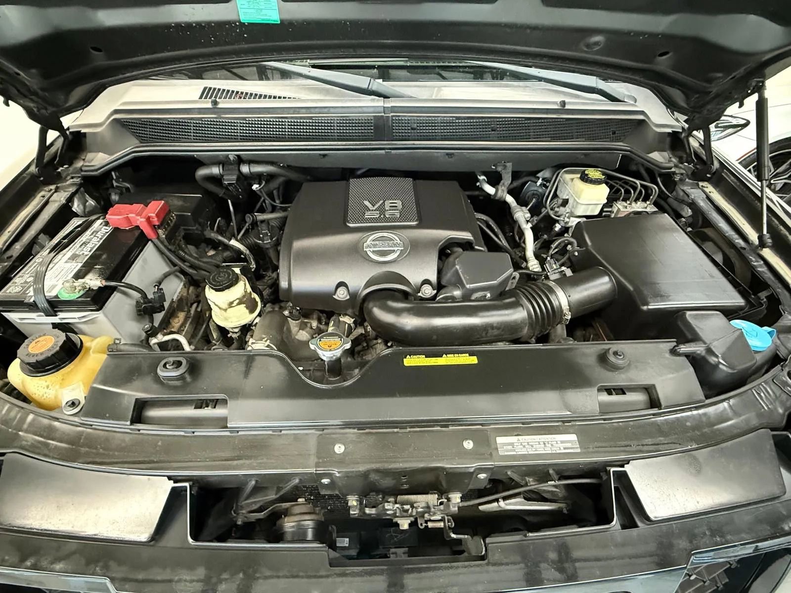 Used 2014 Nissan Armada SV image 41