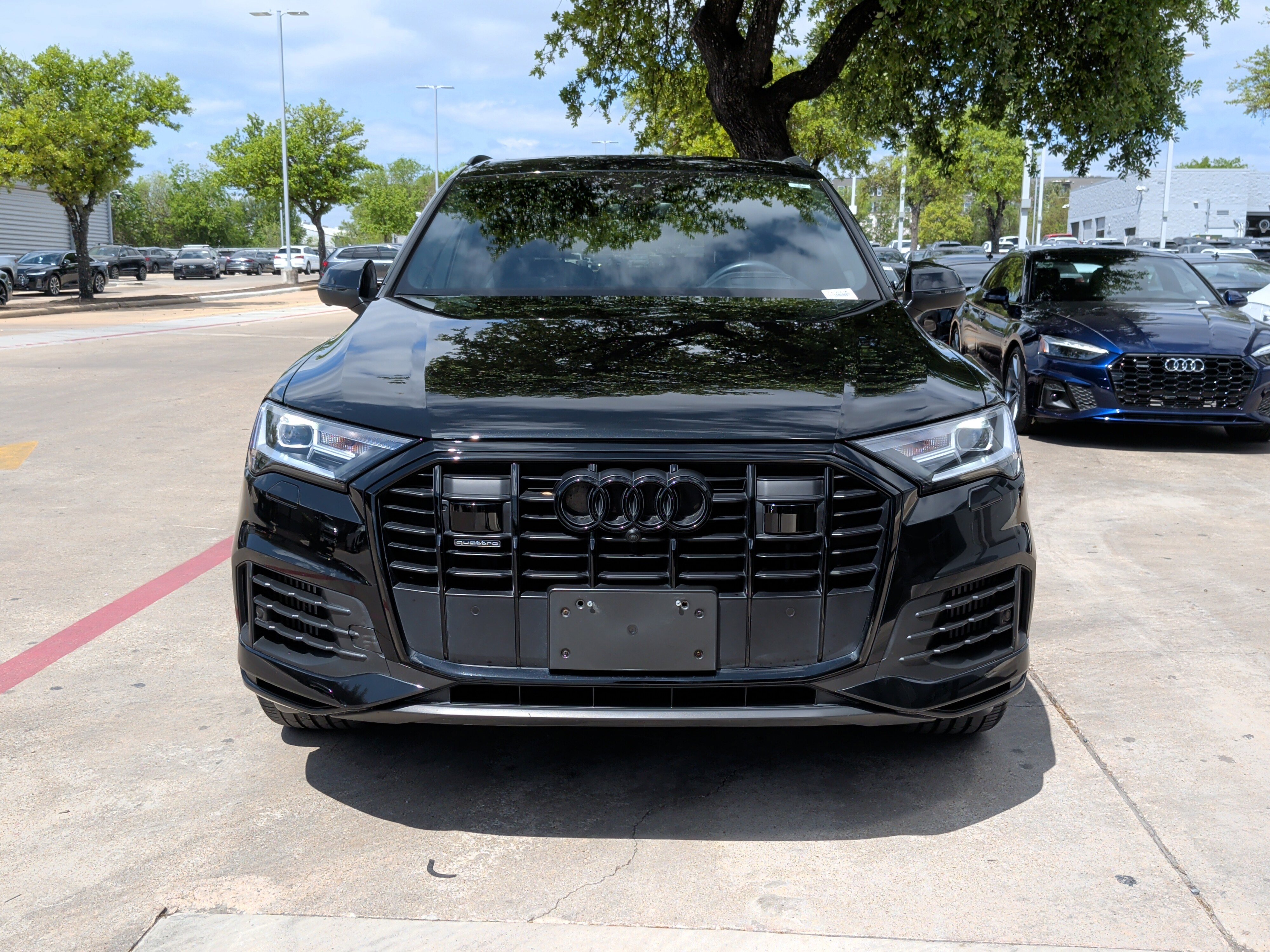 Used 2022 Audi Q7 3.0T Prestige image 3