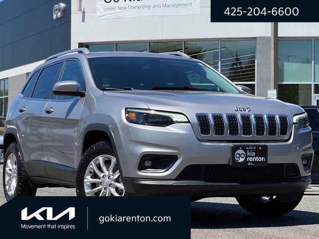 Used 2019 Jeep Cherokee Latitude w/ Popular Appearance Group