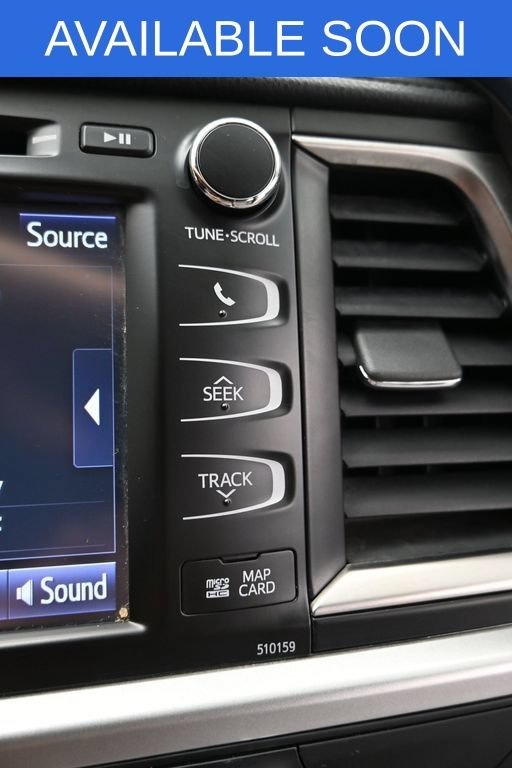 Used 2016 Toyota Highlander XLE AWD/4WD image 21