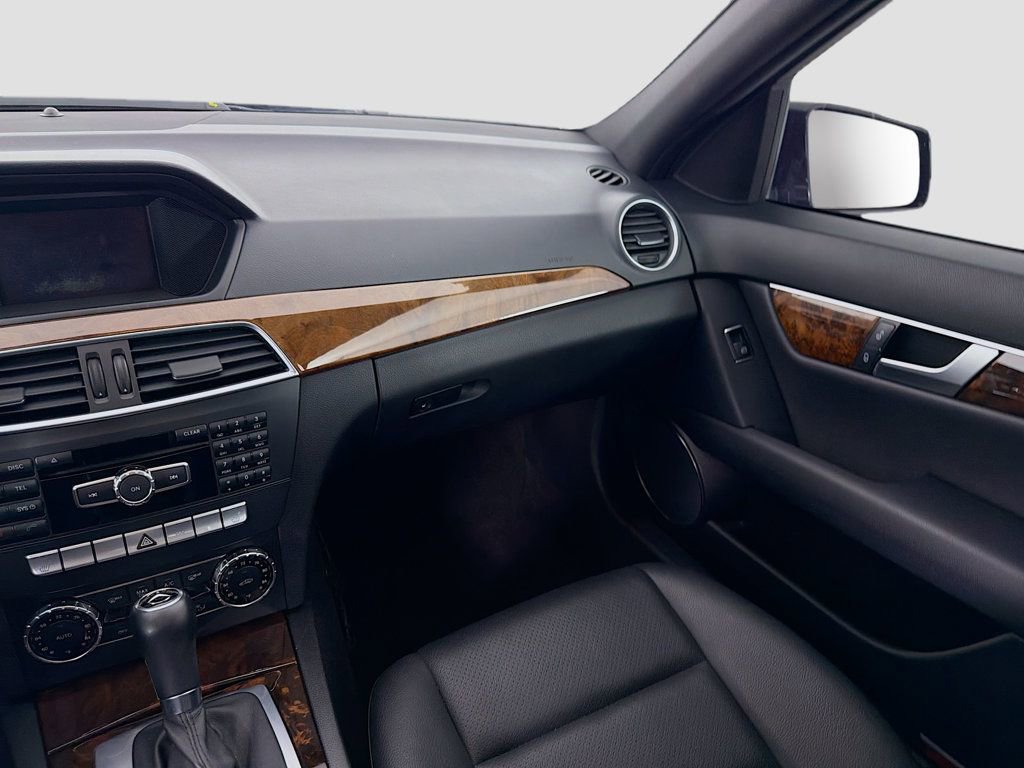 Used 2013 Mercedes-Benz C 300 4MATIC Sedan image 23