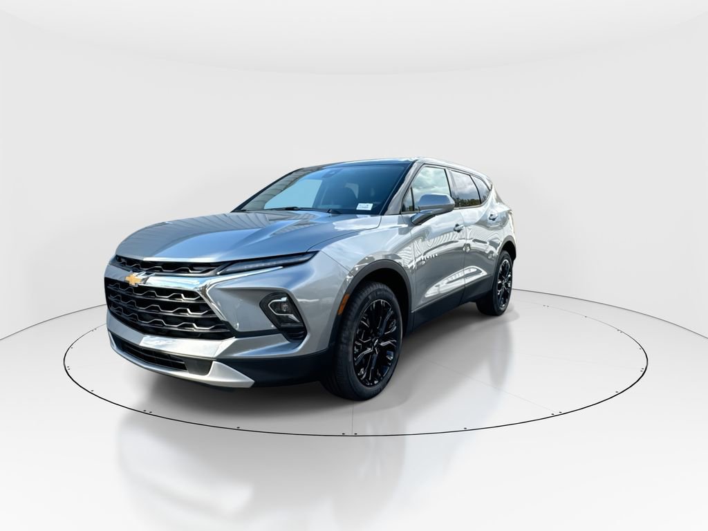 New 2026 Chevrolet Blazer LT image 4