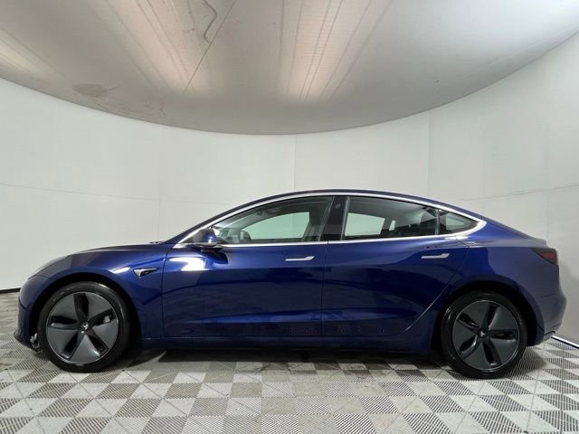 Used 2018 Tesla Model 3 Long Range image 4
