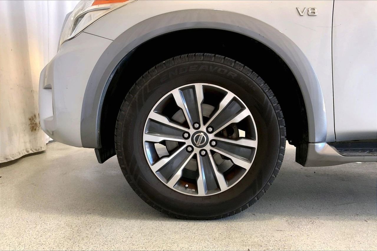 Used 2018 Nissan Armada SL w/ Moonroof Package image 6