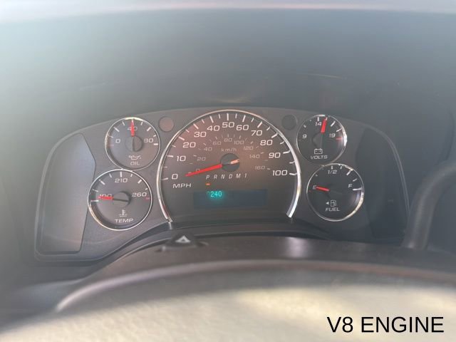 Used 2014 Chevrolet Express 2500 image 9