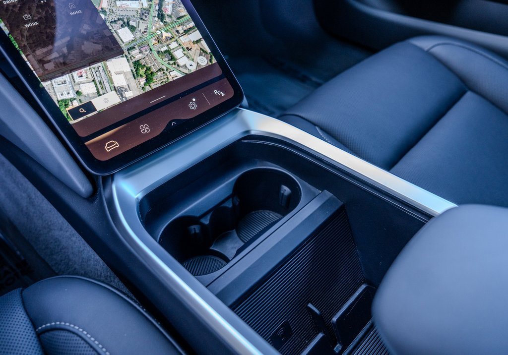 Used 2024 Lucid Air Touring image 13