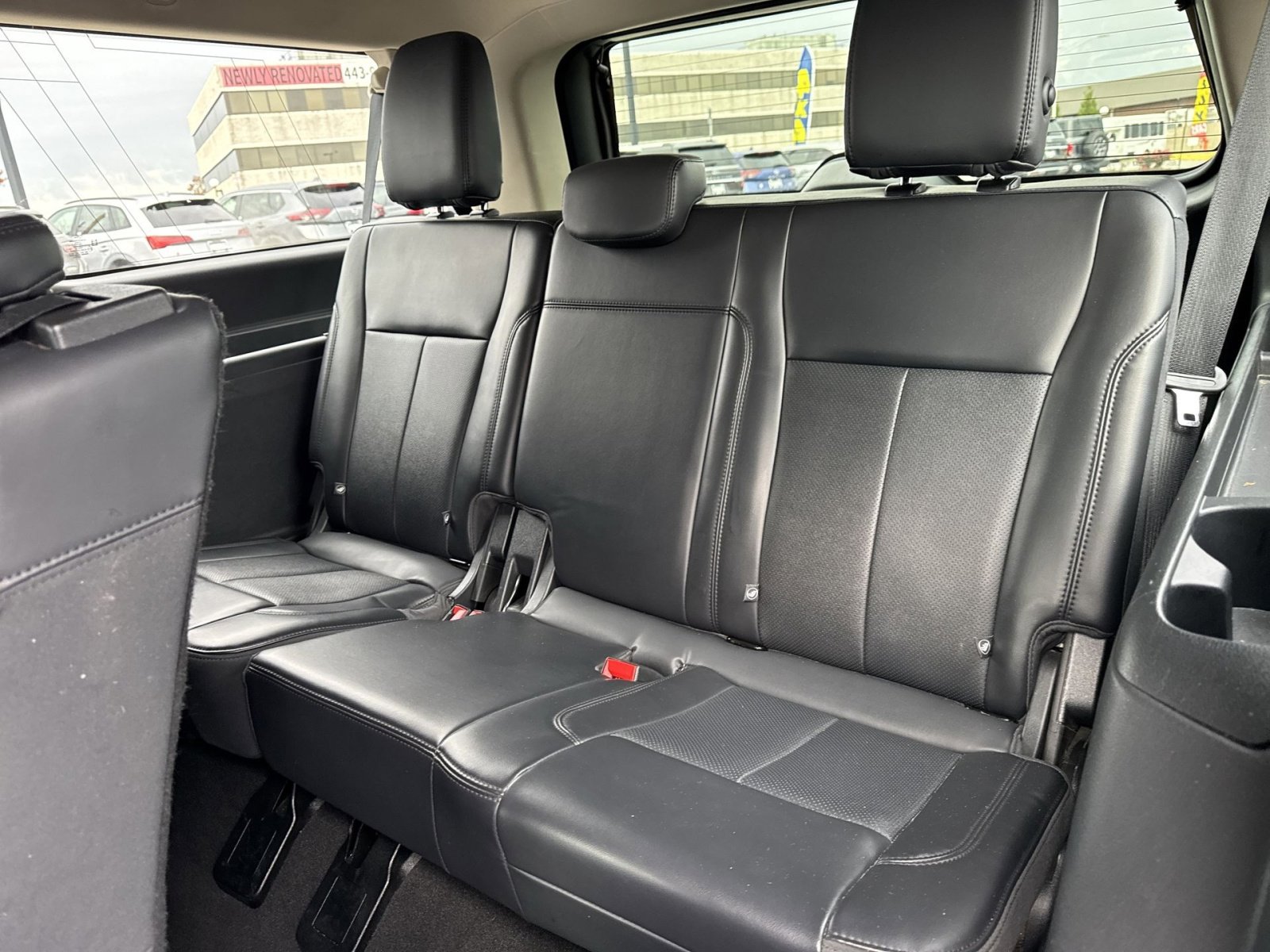 Used 2024 Ford Expedition Max XLT image 25