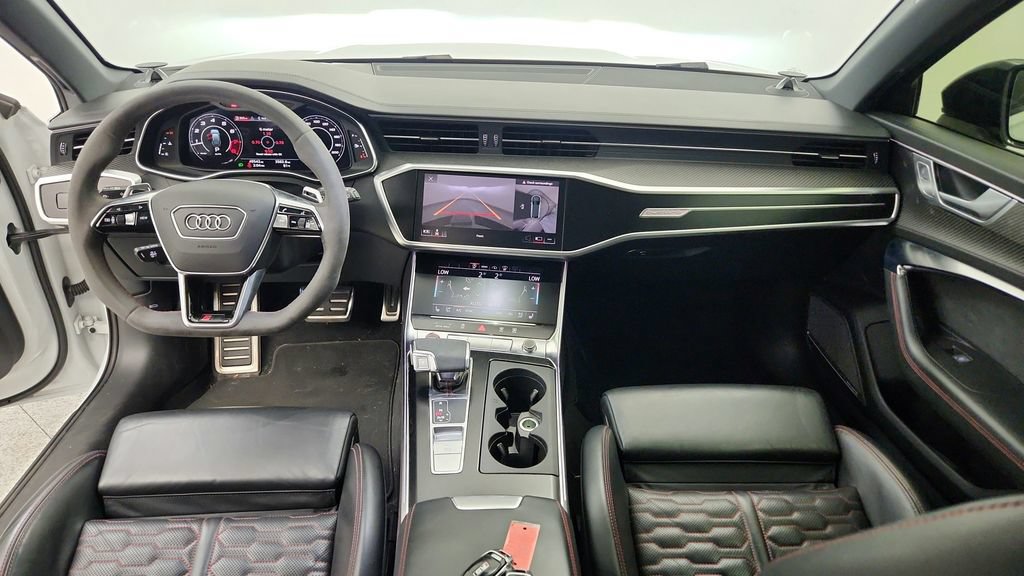Used 2022 Audi RS 6 AWD/4WD image 43