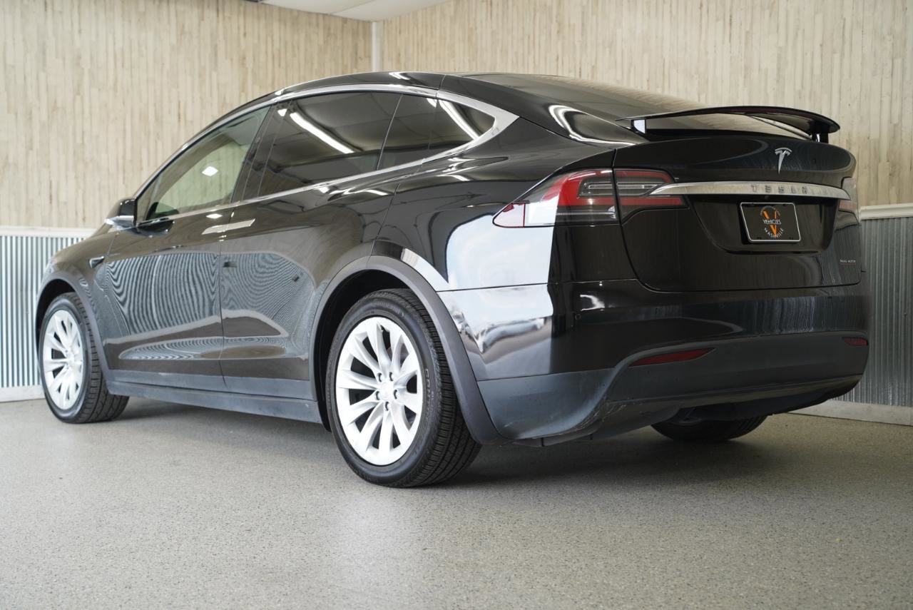 Used 2020 Tesla Model X Performance image 7