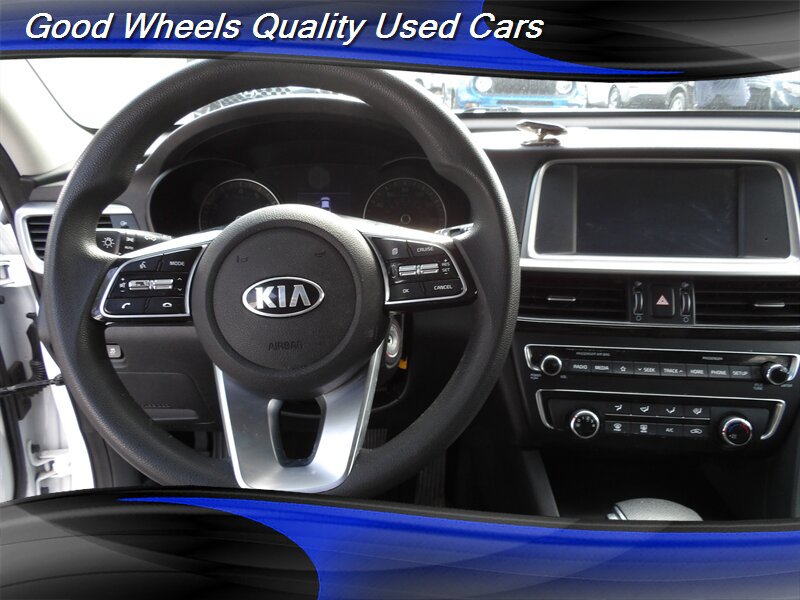 Used 2020 Kia Optima LX FWD image 15