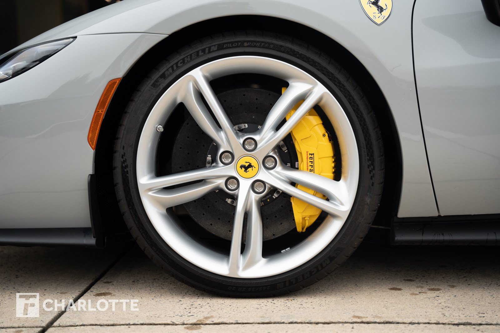 Used 2024 Ferrari 296 GTB RWD image 10