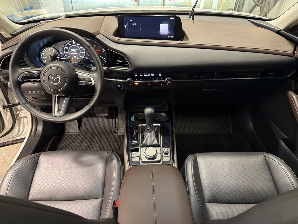 Used 2024 MAZDA CX-30 2.5 Turbo w/ Premium Plus Pkg image 4