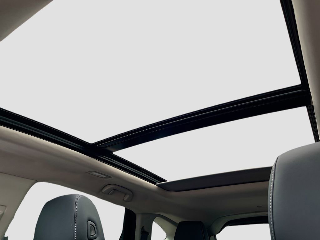 Used 2023 Acura RDX w/ Technology Package image 23