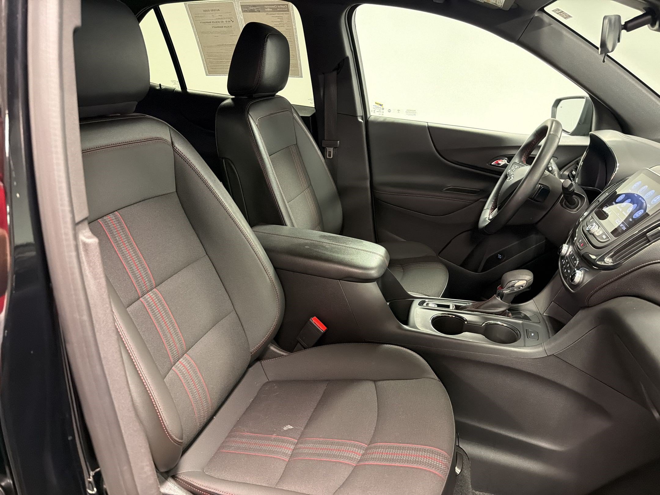 Used 2024 Chevrolet Equinox RS FWD image 24