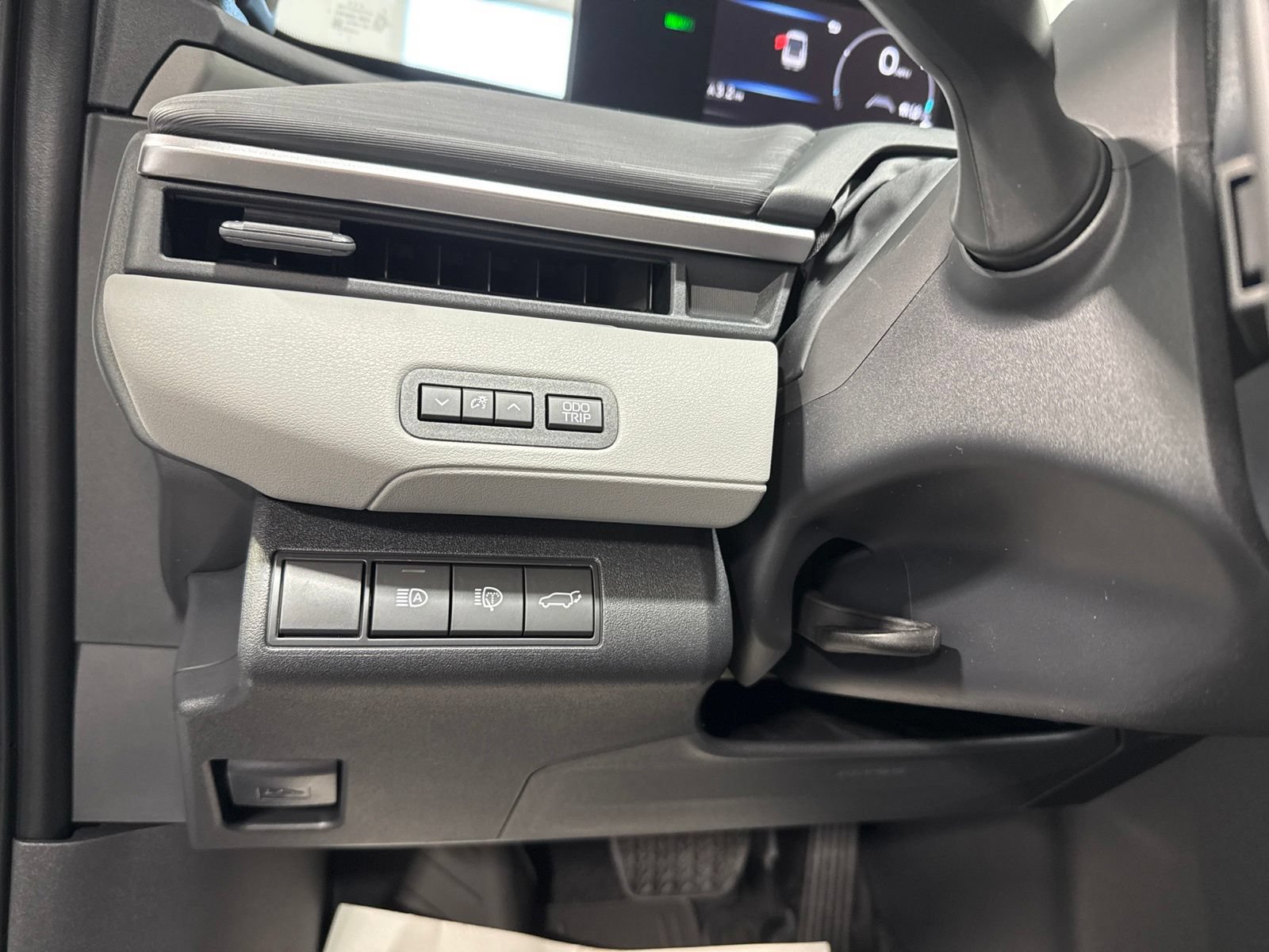 New 2026 Toyota C-HR AWD/4WD image 41