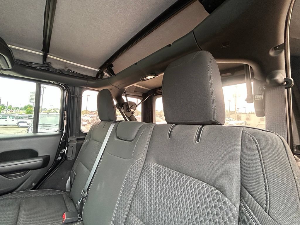 Used 2021 Jeep Wrangler Unlimited Sport AWD/4WD image 25