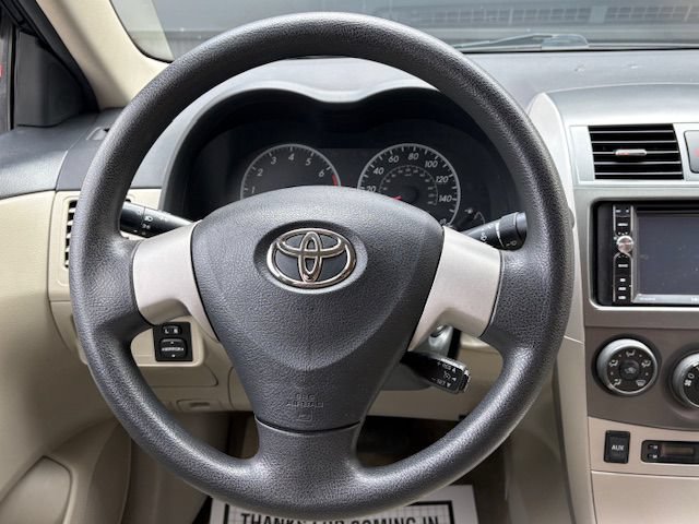 Used 2011 Toyota Corolla LE FWD image 23