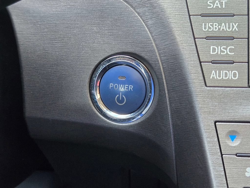 Used 2013 Toyota Prius Five w/ Advanced Technology Pkg FWD image 21