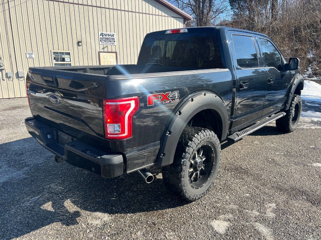 Used 2017 Ford F150 XLT w/ Equipment Group 302A Luxury image 10