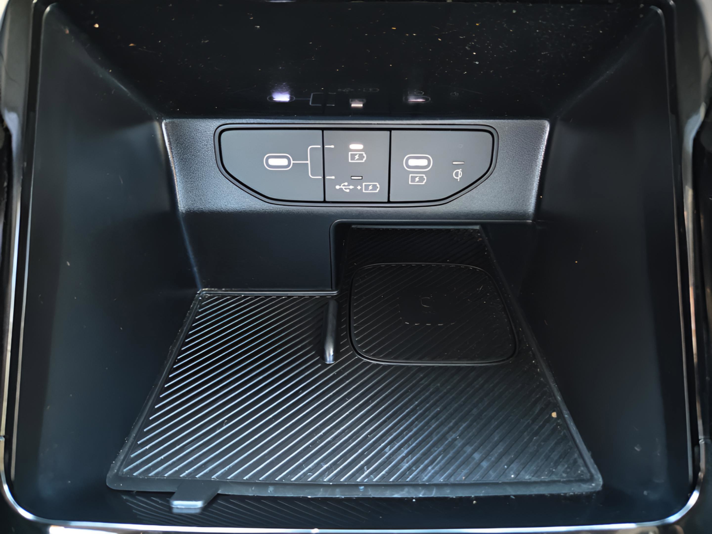 Used 2024 Kia Sorento SX image 47