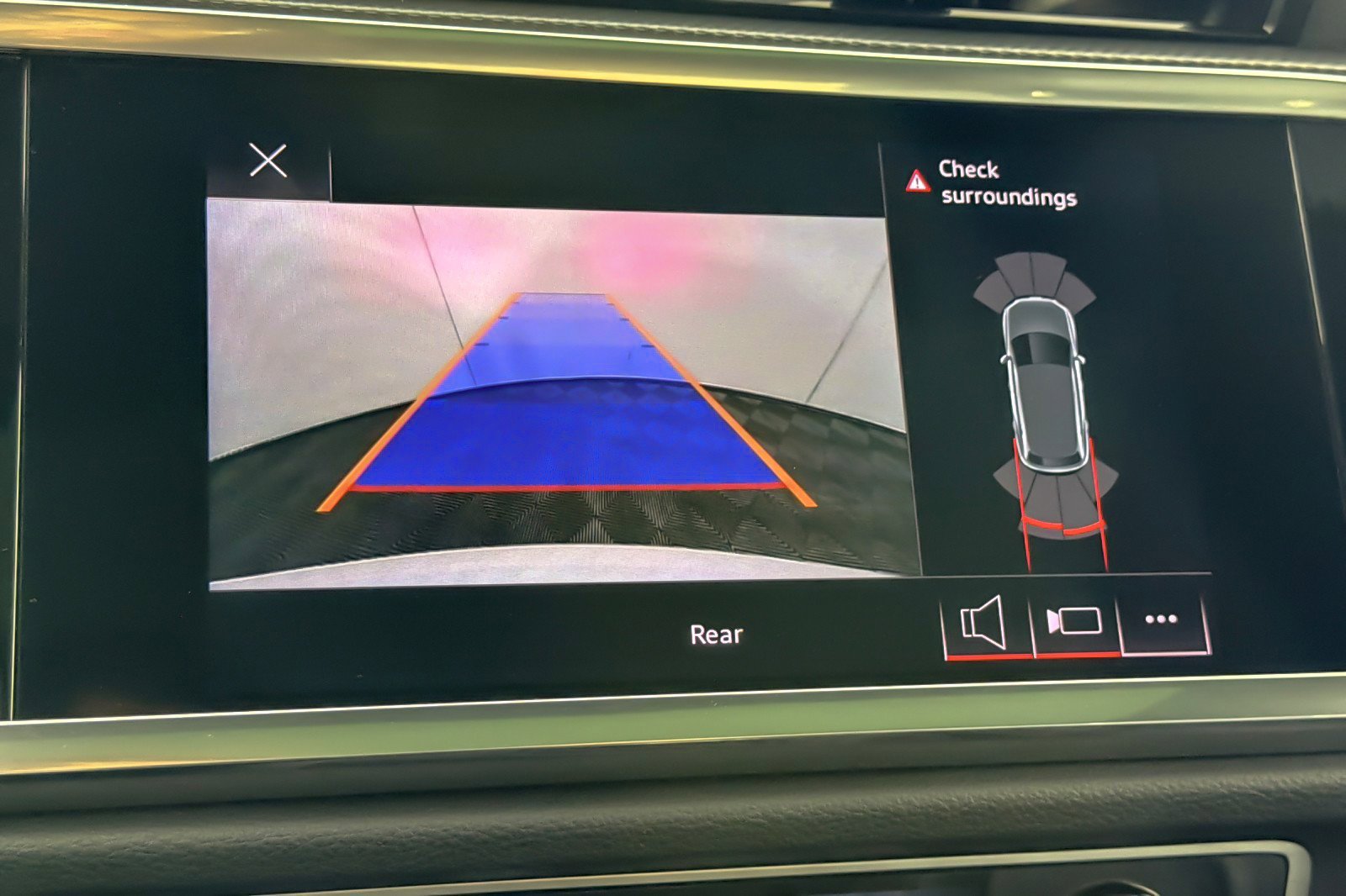 Used 2022 Audi Q3 2.0T Premium image 18