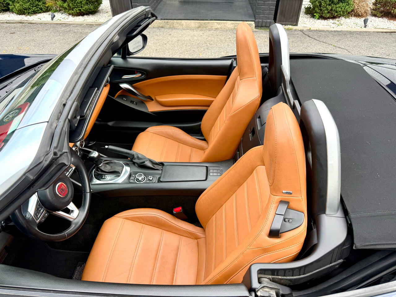 Used 2018 FIAT 124 Spider Lusso w/ Convenience Group image 15