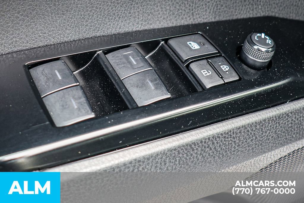 Used 2025 Toyota Camry LE image 49