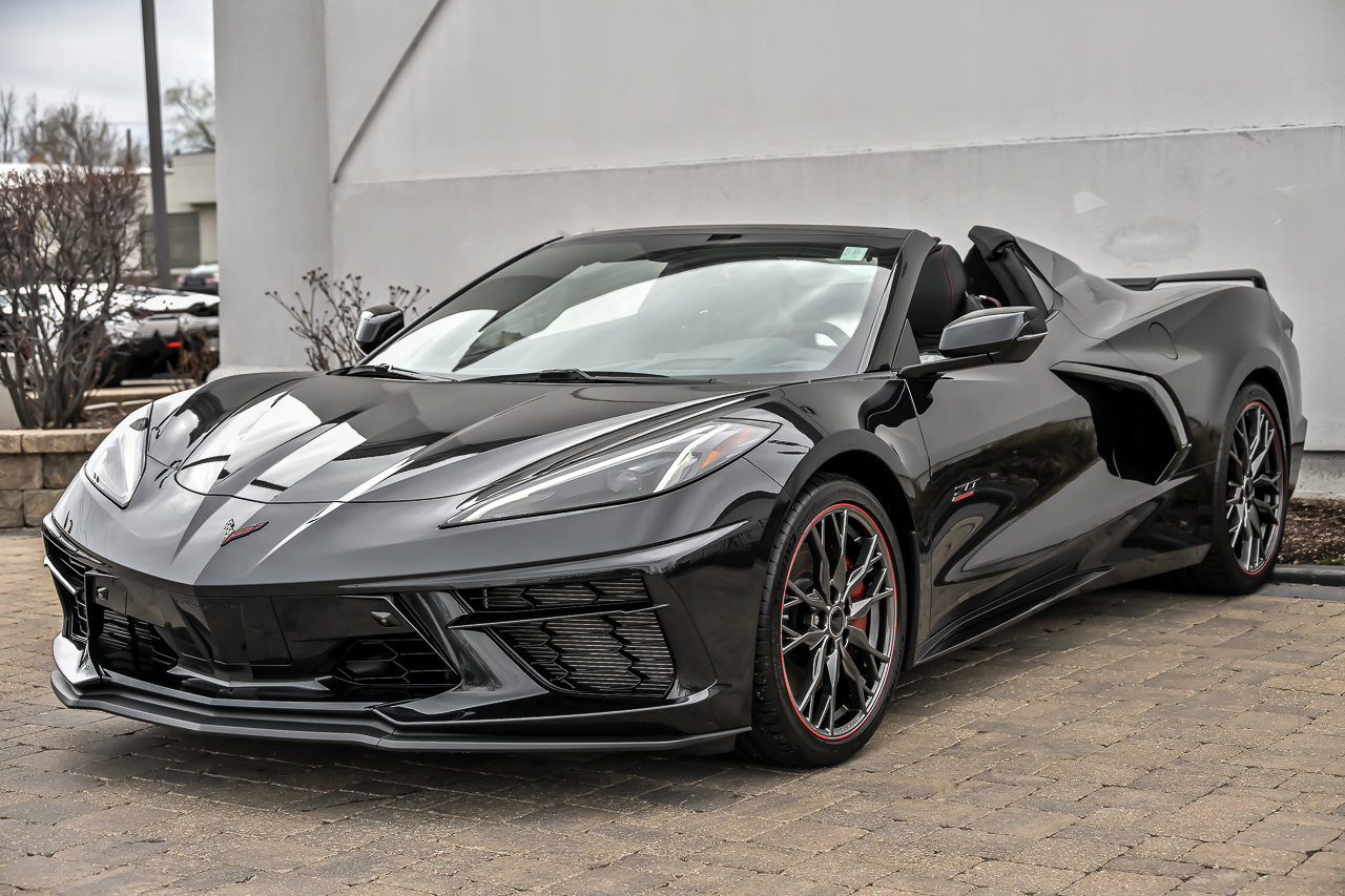 Used 2023 Chevrolet Corvette Stingray Premium Conv w/ Z51 Performance Package image 3
