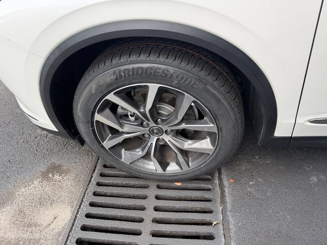 Certified 2024 Acura MDX w/ Technology Package FWD image 11