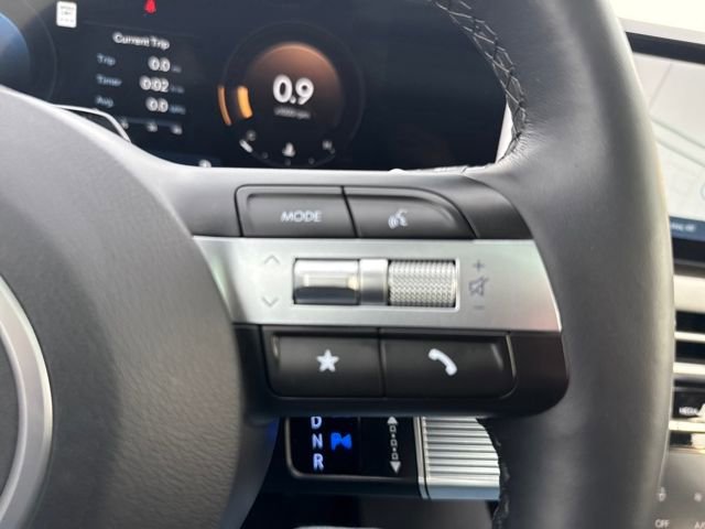 Certified 2025 Hyundai Tucson Limited image 28