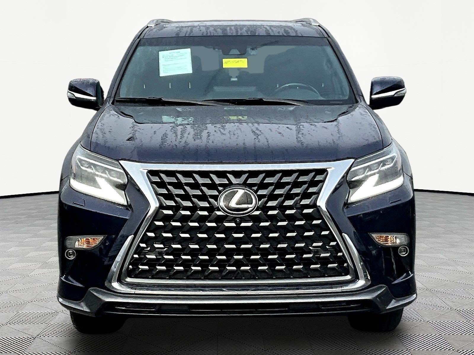 Used 2023 Lexus GX 460 Luxury w/ Sport Design Package AWD/4WD image 2