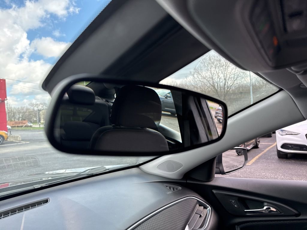 Used 2019 Chevrolet Malibu LT FWD image 45