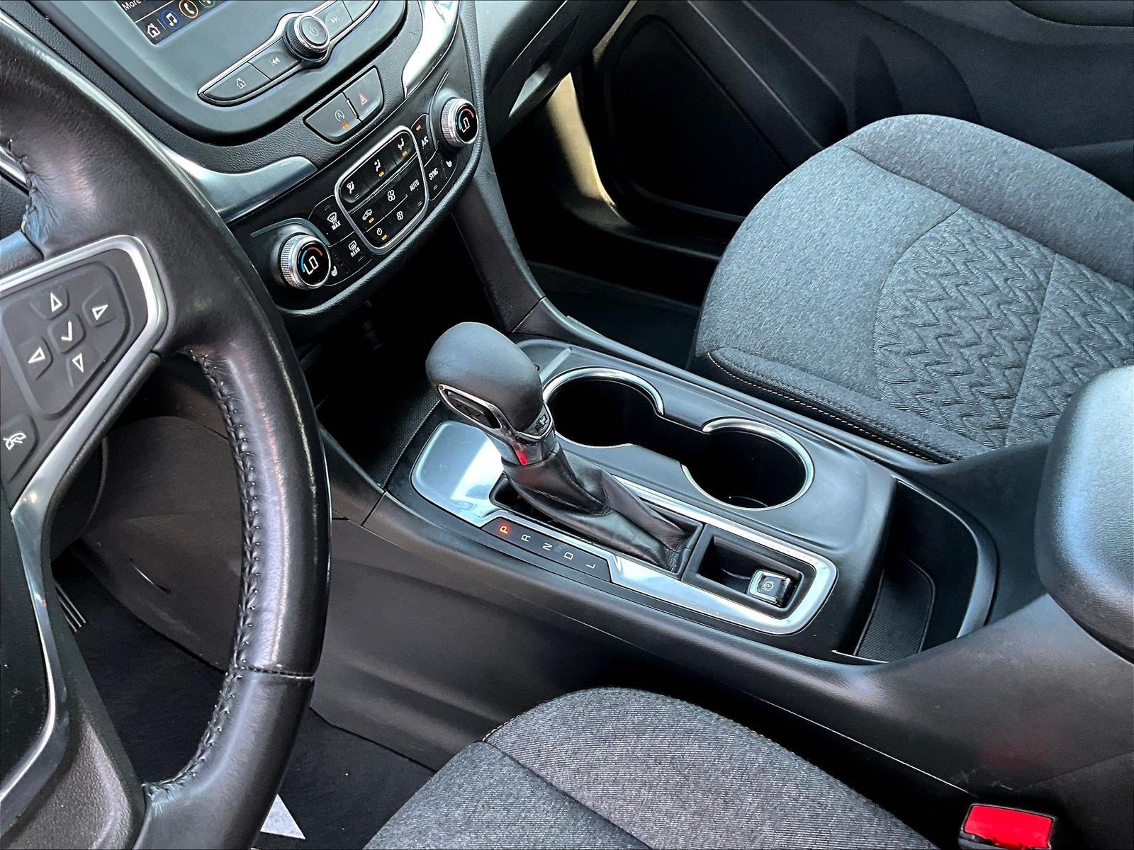 Used 2022 Chevrolet Equinox LT FWD image 18