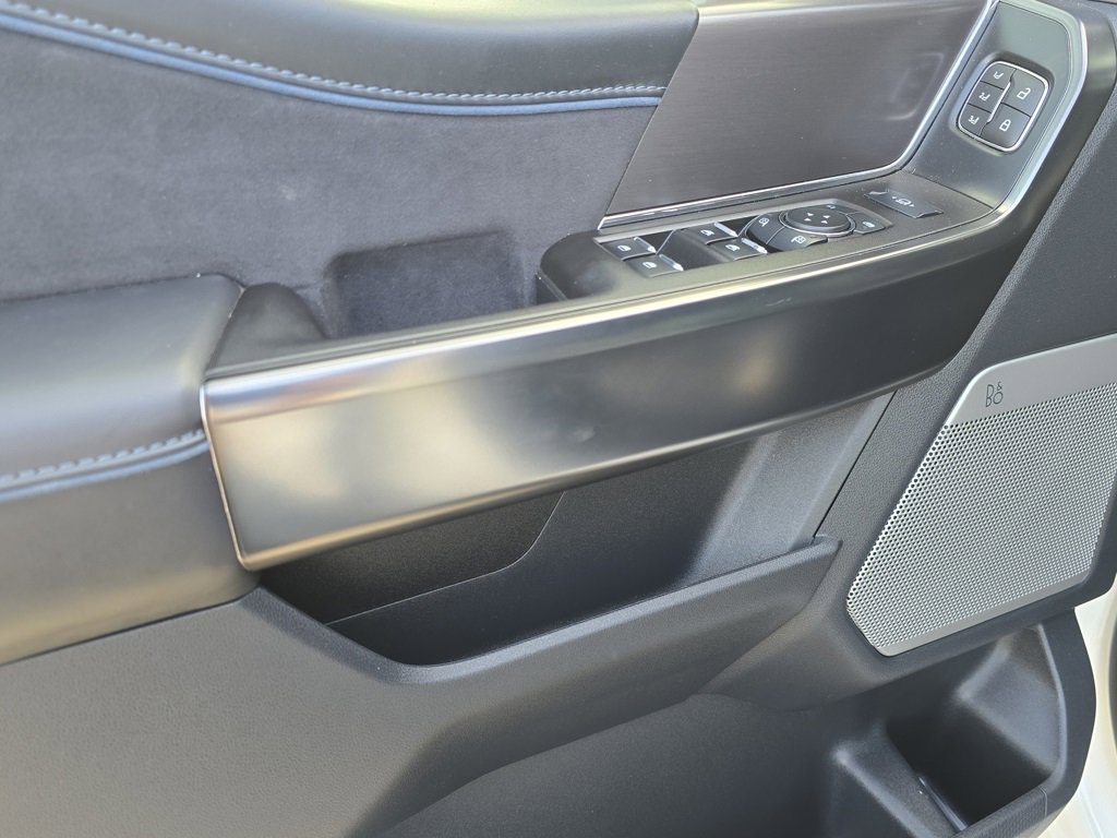 Used 2024 Ford F150 Platinum w/ FX4 Off-Road Package image 19