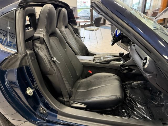 Certified 2025 MAZDA MX-5 Miata RF Grand Touring RWD image 17