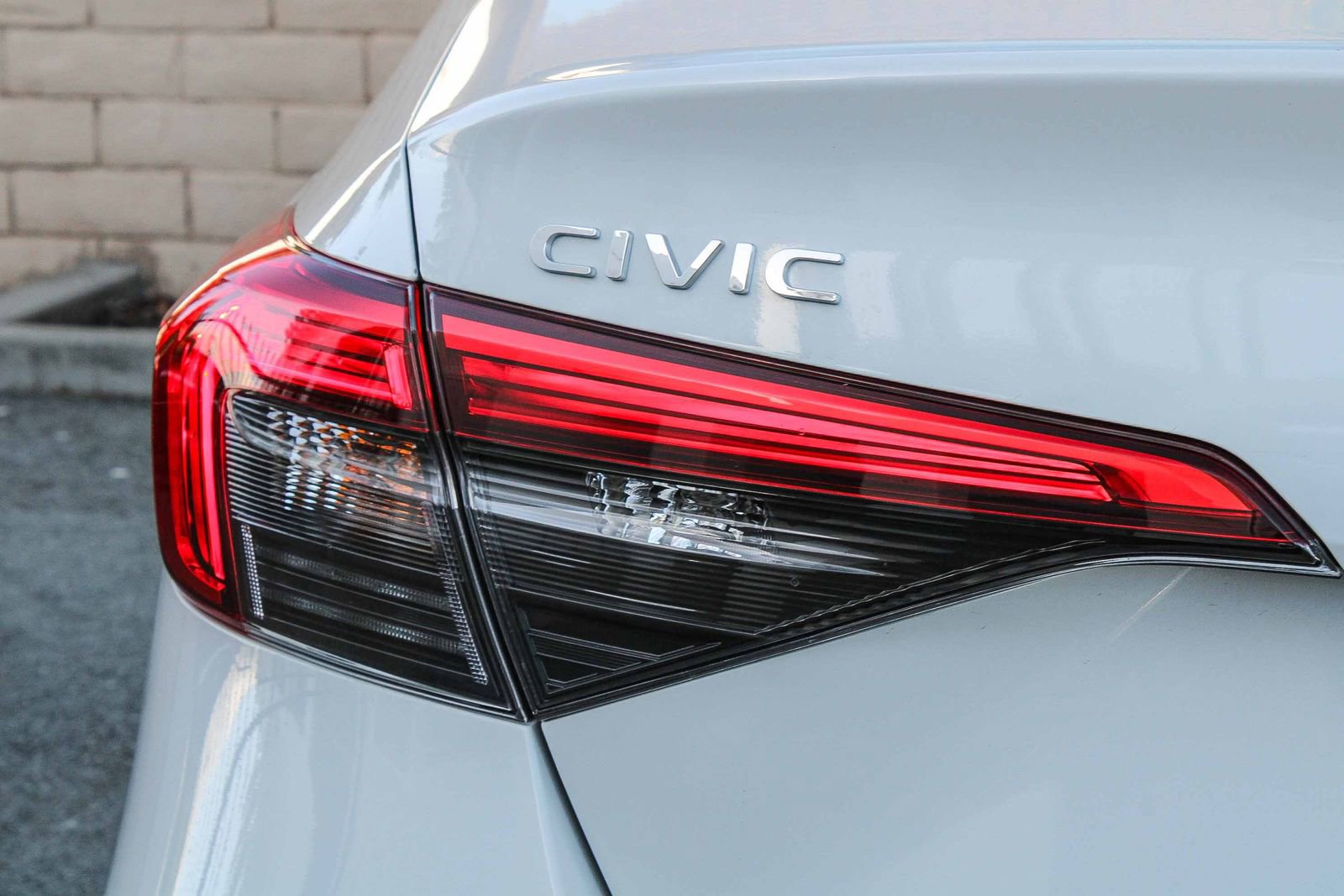 Used 2023 Honda Civic LX image 9