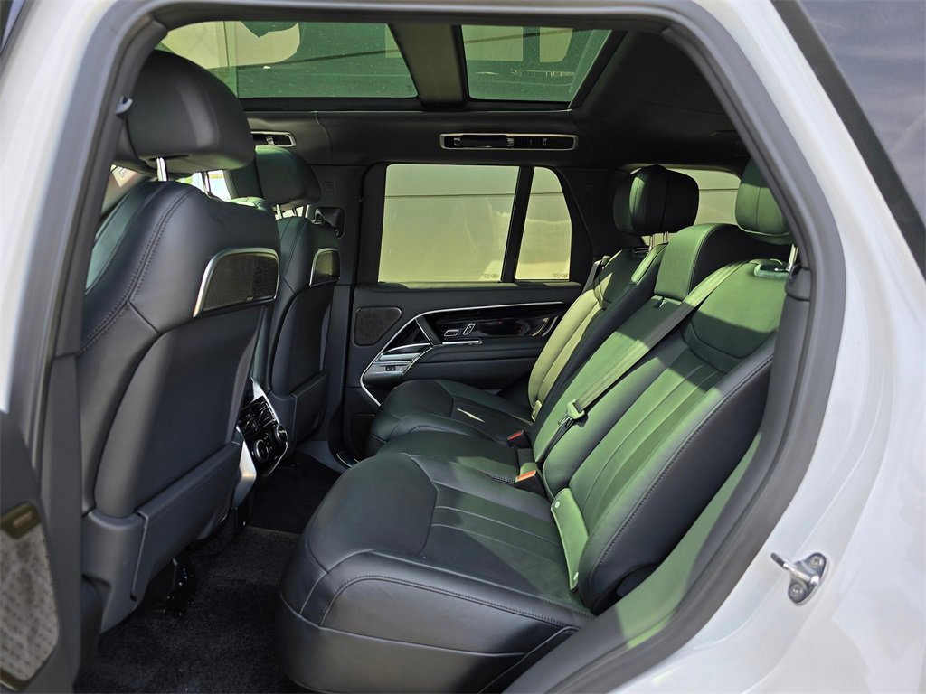 New 2025 Land Rover Range Rover Autobiography image 23