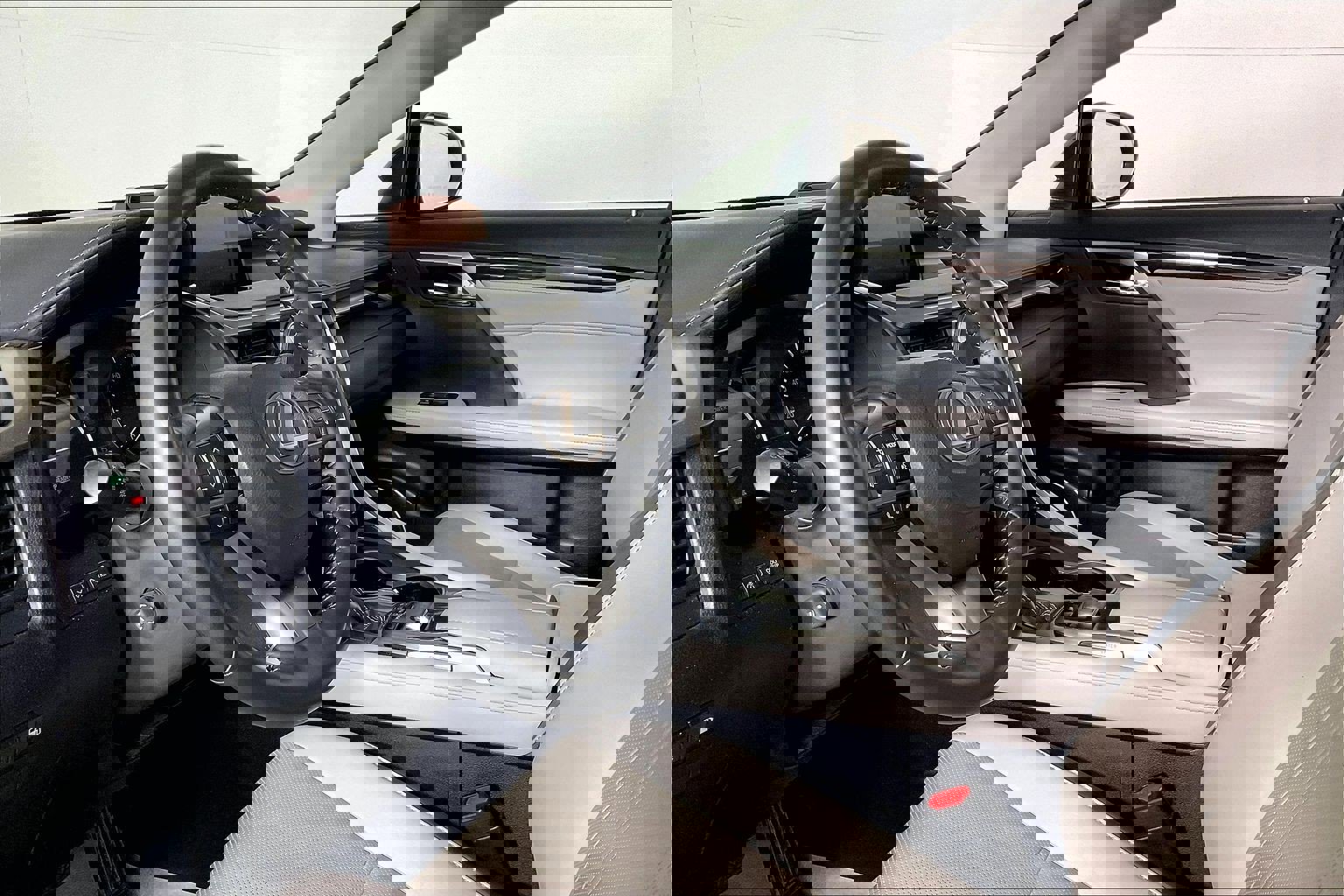 Used 2017 Lexus RX 450h AWD w/ Accessory Package image 5