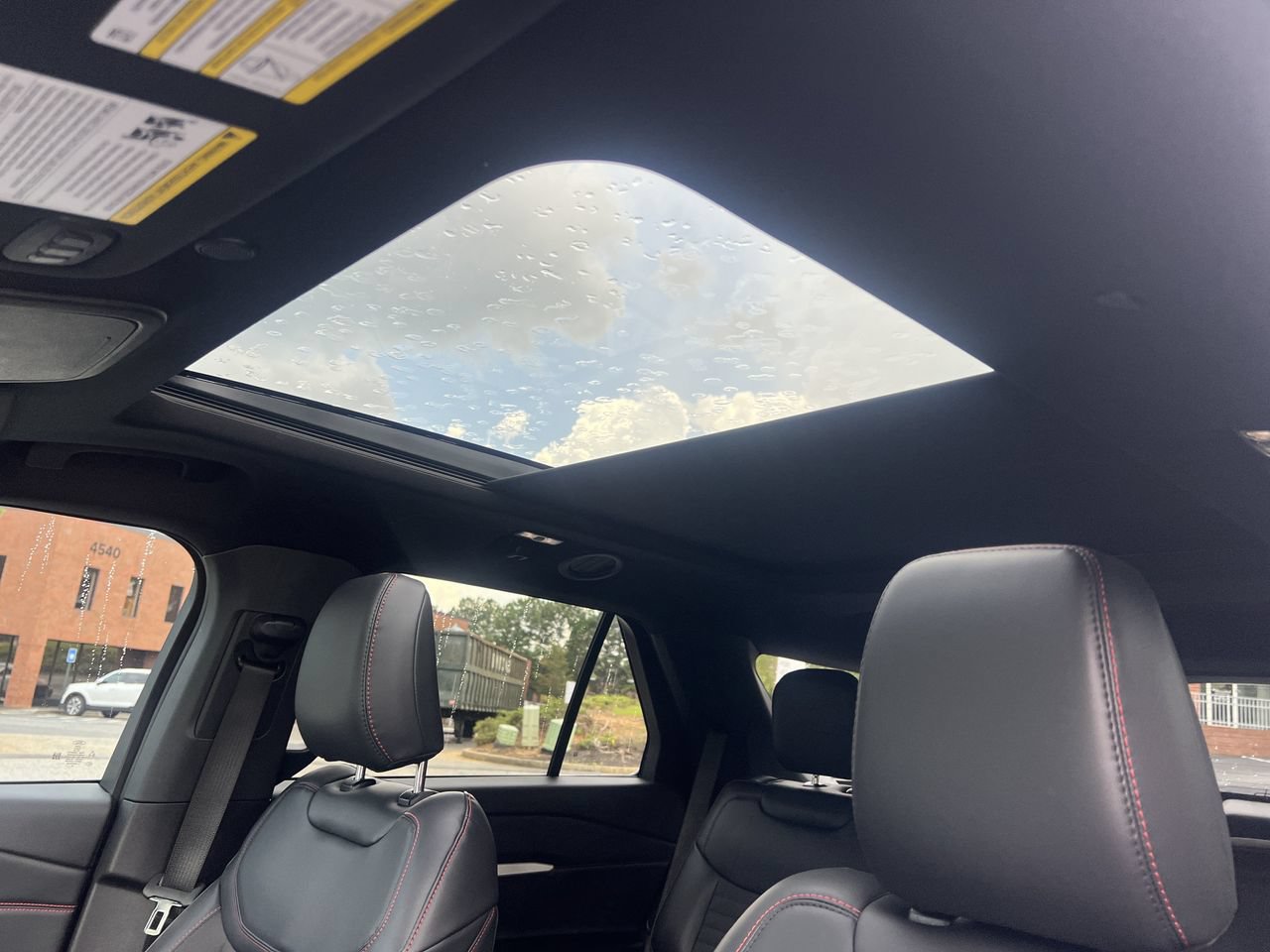 New 2026 Ford Explorer ST-Line w/ ST-Line Street Pack AWD/4WD image 11