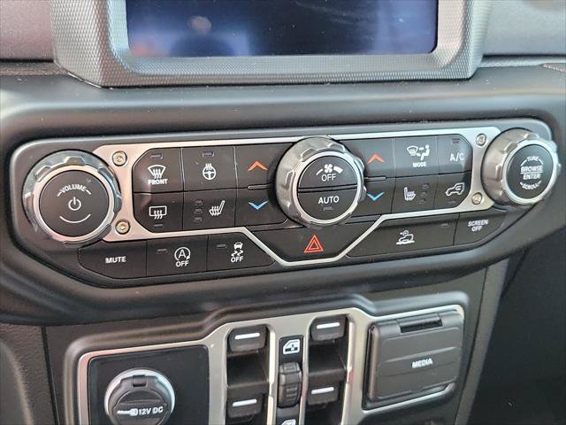 Certified 2022 Jeep Gladiator Mojave w/ LED Lighting Group AWD/4WD image 30