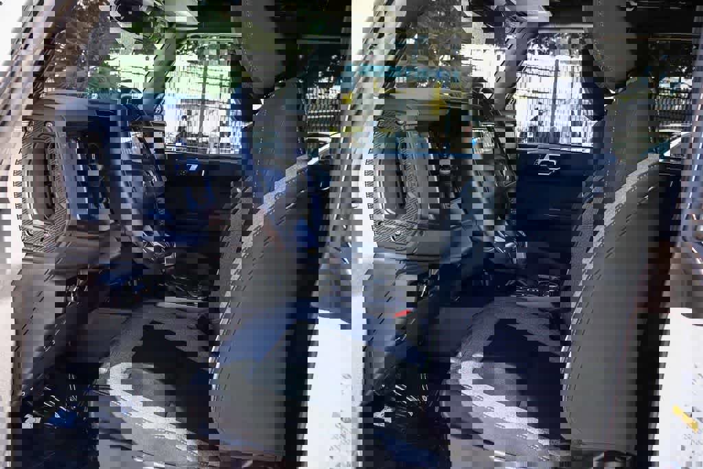 Used 2025 Ford Bronco Big Bend image 17