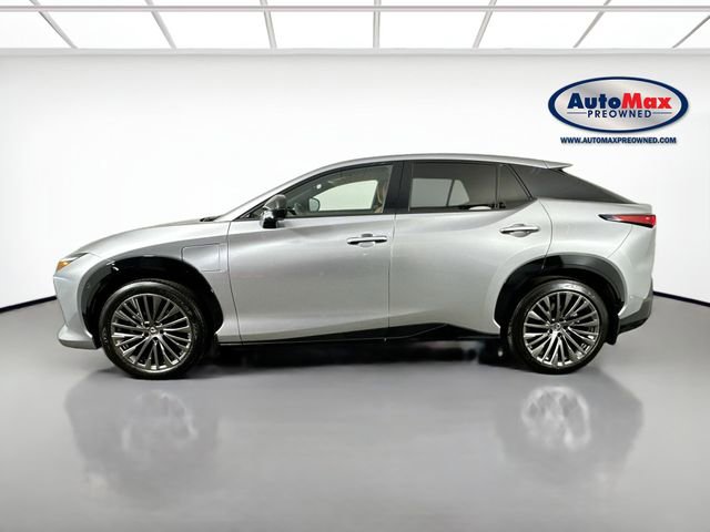 Used 2023 Lexus RZ 450e Premium w/ Accessory Package (2T) image 9